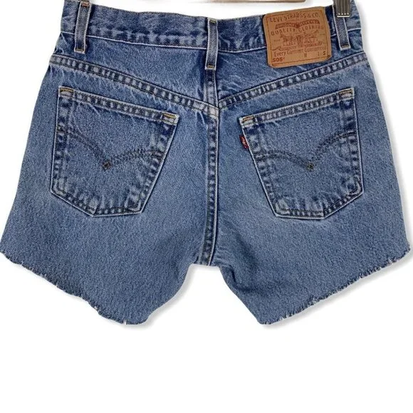 Vintage Levis 5 Jean Shorts 505 Cut Offs Y2K 2001 Light Wash Denim High Rise